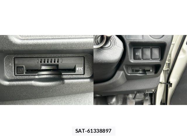 Toyota HIACE VAN 2023-06 7503280-10