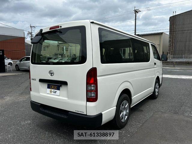 Toyota HIACE VAN 2023-06 7503280-2