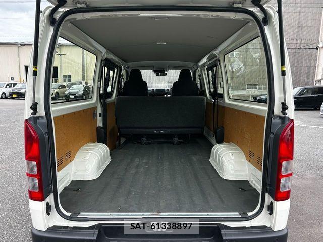 Toyota HIACE VAN 2023-06 7503280-3