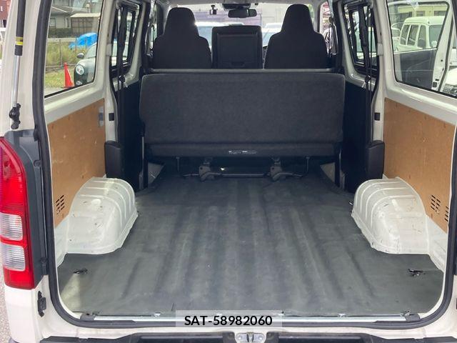 Toyota HIACE VAN 2024-02 7510284-14