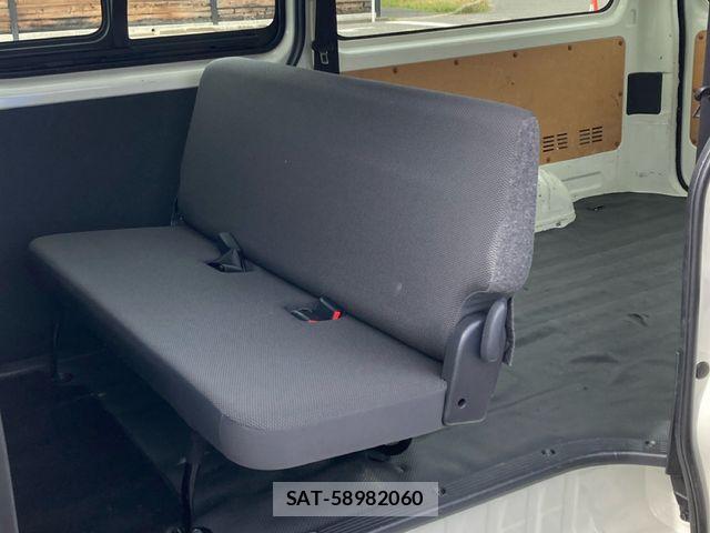 Toyota HIACE VAN 2024-02 7510284-17