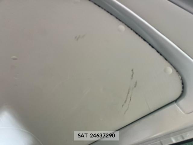 Toyota HIACE VAN 2023-04 7620836-13