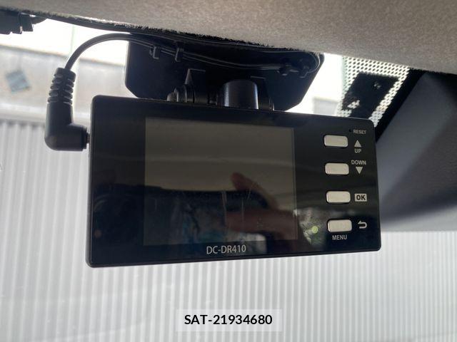 Toyota HIACE VAN 2023-04 7620844-16