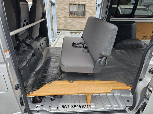 Toyota HIACE VAN 2020-06 7903529-8