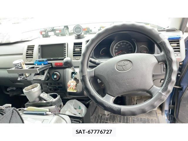 Toyota HIACE VAN 2007-04 7964156-14