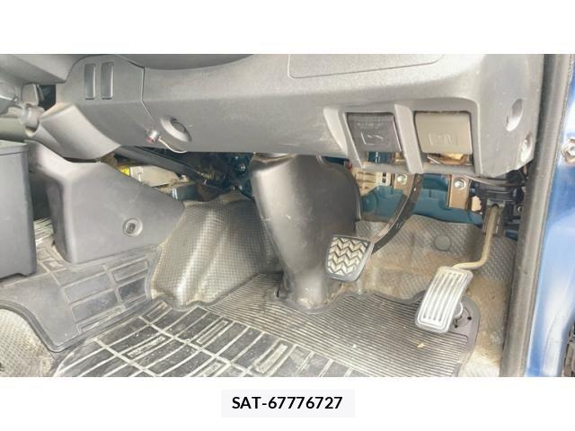 Toyota HIACE VAN 2007-04 7964156-15