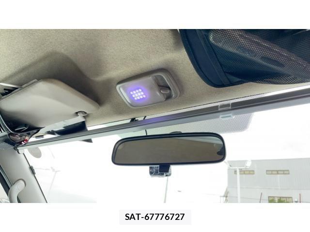 Toyota HIACE VAN 2007-04 7964156-22