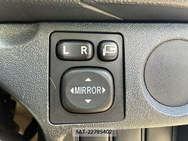 Toyota HIACE VAN 2016-11 7981361-14