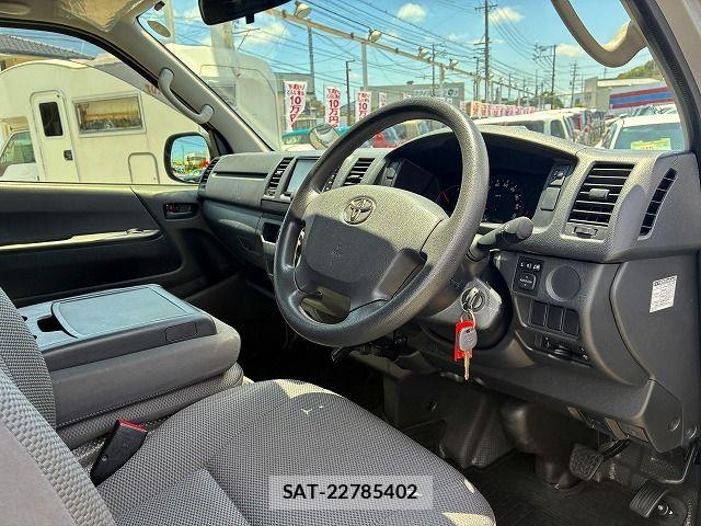 Toyota HIACE VAN 2016-11 7981361-1