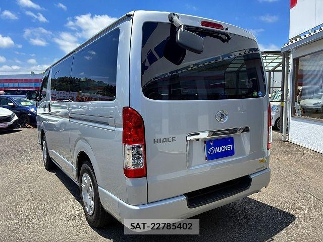 Toyota HIACE VAN 2016-11 7981361-2