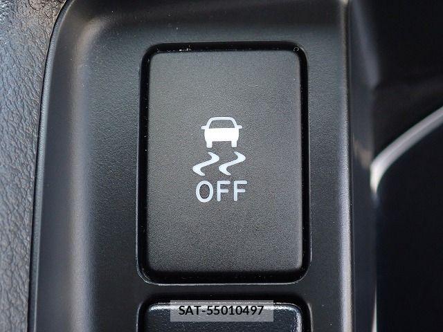 Toyota HIACE VAN 2021-11 7981359-14