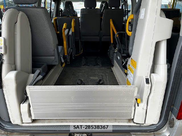 Toyota HIACE VAN 2005-11 8102319-11