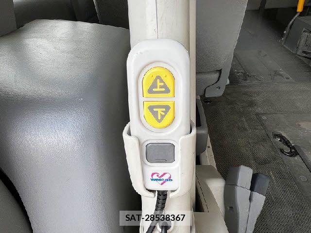 Toyota HIACE VAN 2005-11 8102319-19