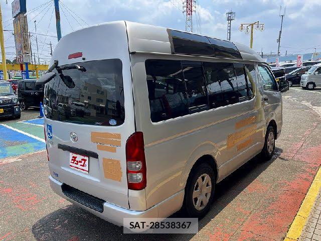 Toyota HIACE VAN 2005-11 8102319-2