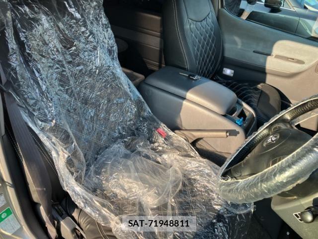 Toyota HIACE VAN 2004-03 8159405-16