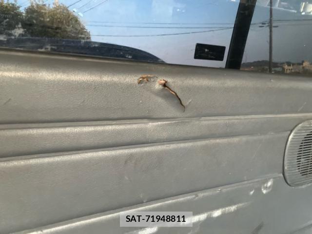 Toyota HIACE VAN 2004-03 8159405-25