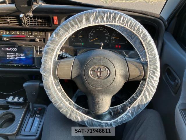 Toyota HIACE VAN 2004-03 8159405-2