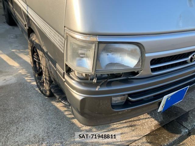 Toyota HIACE VAN 2004-03 8159405-7
