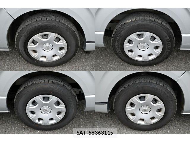 Toyota HIACE VAN 2018-05 8210703-9