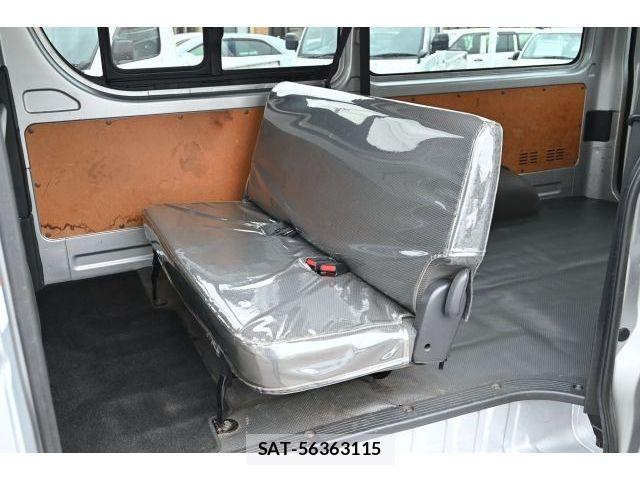 Toyota HIACE VAN 2018-05 8210703-14