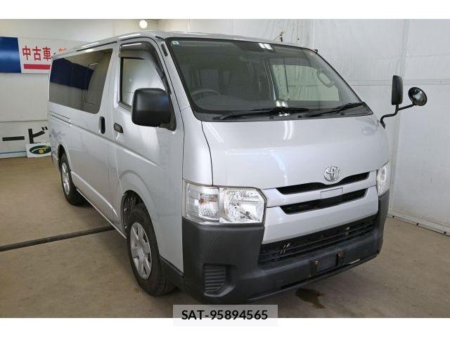 Toyota HIACE VAN 2020-05 8210701-0