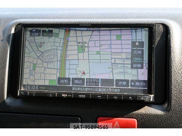 Toyota HIACE VAN 2020-05 8210701-19