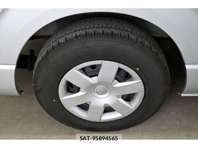 Toyota HIACE VAN 2020-05 8210701-6