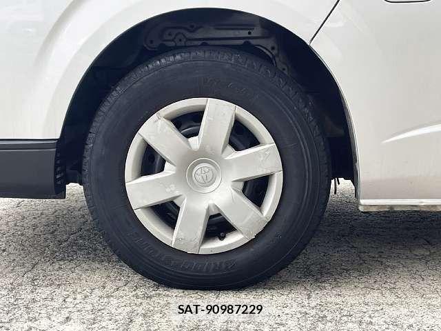 Toyota HIACE VAN 2006-09 8317695-3