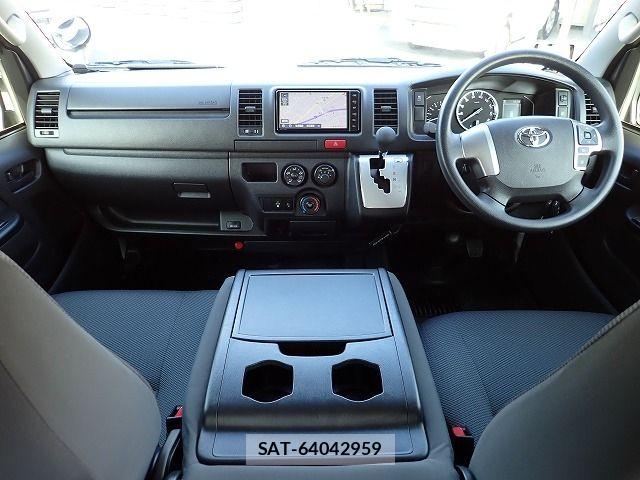 Toyota HIACE VAN 2021-09 8355797-8