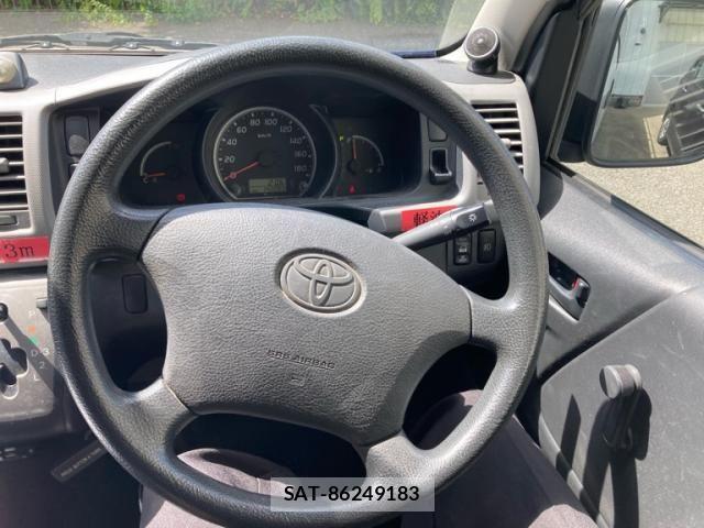 Toyota HIACE VAN 2005-08 8369446-14