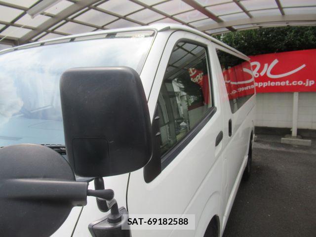 Toyota HIACE VAN 2015-12 8415507-15