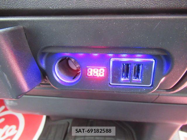Toyota HIACE VAN 2015-12 8415507-20