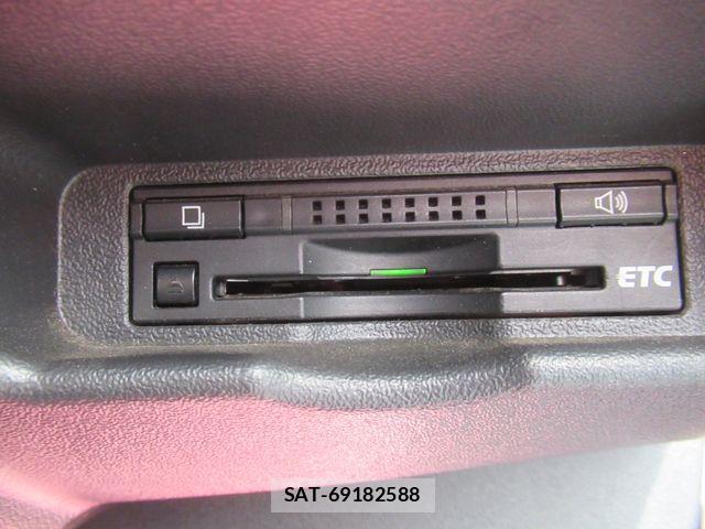 Toyota HIACE VAN 2015-12 8415507-21