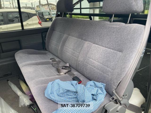 Toyota HIACE VAN 2003-11 8415502-9