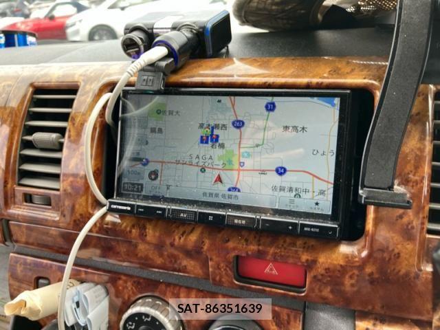 Toyota HIACE VAN 2004-11 8438991-10