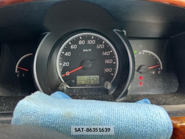 Toyota HIACE VAN 2004-11 8438991-7
