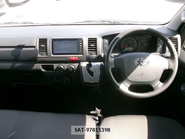 Toyota HIACE VAN 2018-04 8662022-9
