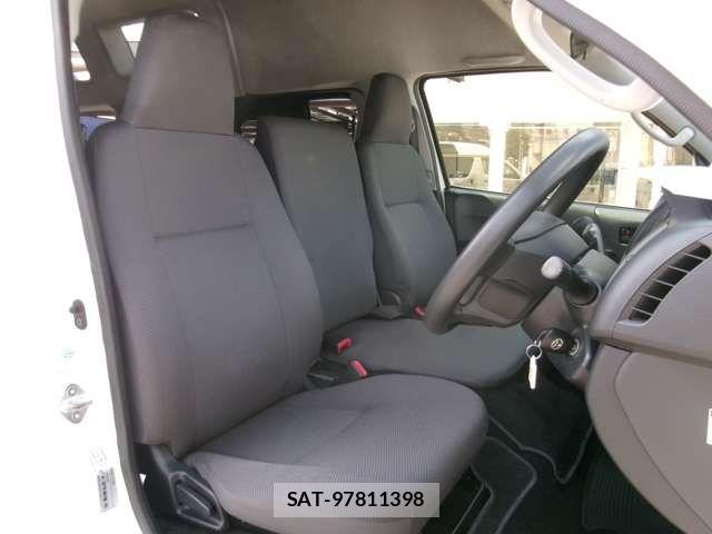 Toyota HIACE VAN 2018-04 8662022-12