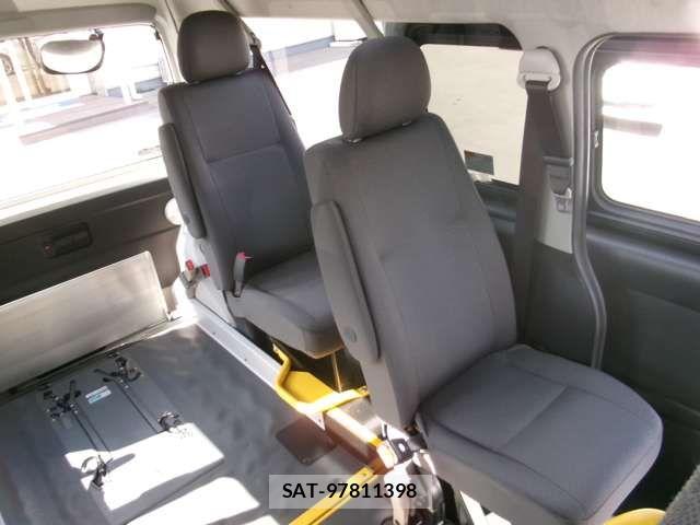Toyota HIACE VAN 2018-04 8662022-14