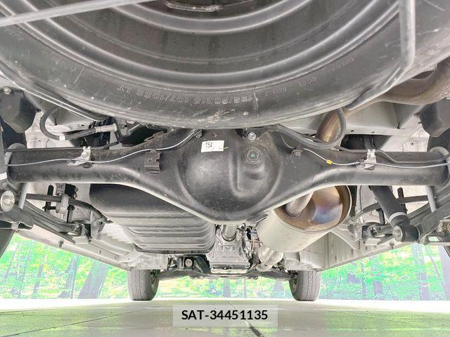 Toyota HIACE VAN 2025-04 8746396-17
