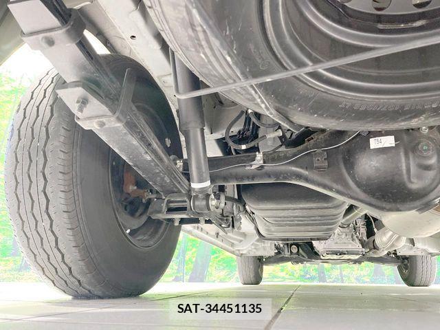 Toyota HIACE VAN 2025-04 8746396-18