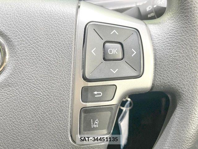 Toyota HIACE VAN 2025-04 8746396-5