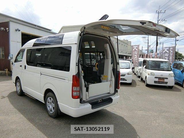 Toyota HIACE VAN 2007-07 8872285-12