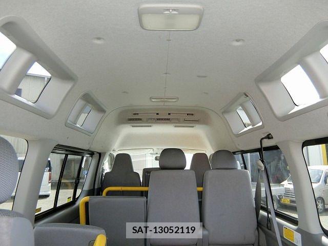 Toyota HIACE VAN 2007-07 8872285-18