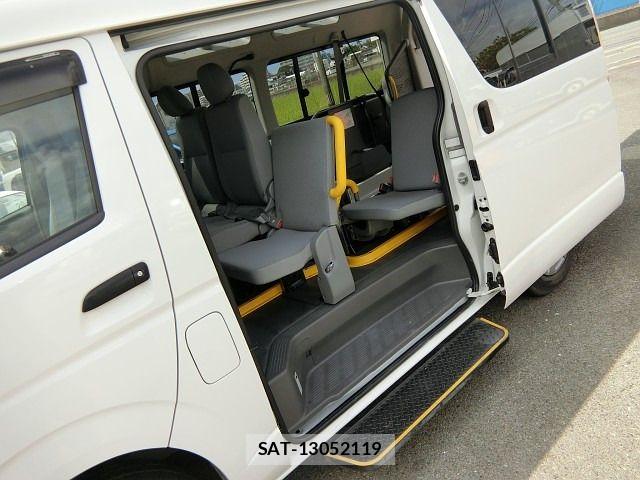 Toyota HIACE VAN 2007-07 8872285-19