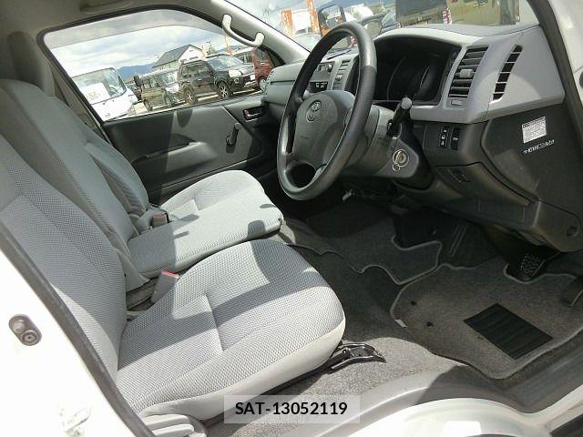 Toyota HIACE VAN 2007-07 8872285-2