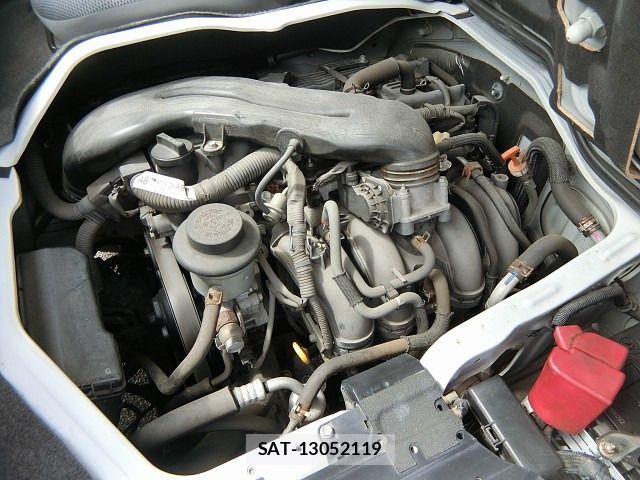 Toyota HIACE VAN 2007-07 8872285-3