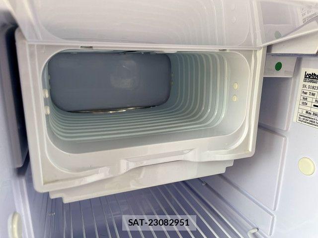 Toyota HIACE VAN 2018-11 8882644-15