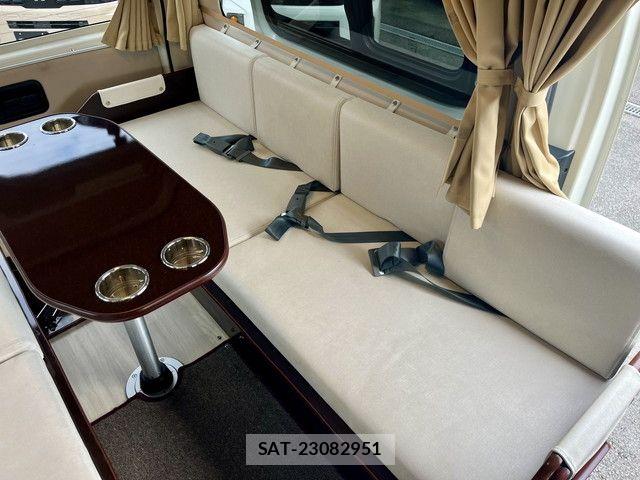 Toyota HIACE VAN 2018-11 8882644-18
