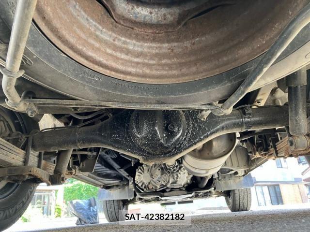Toyota HIACE VAN 2003-09 8415518-10